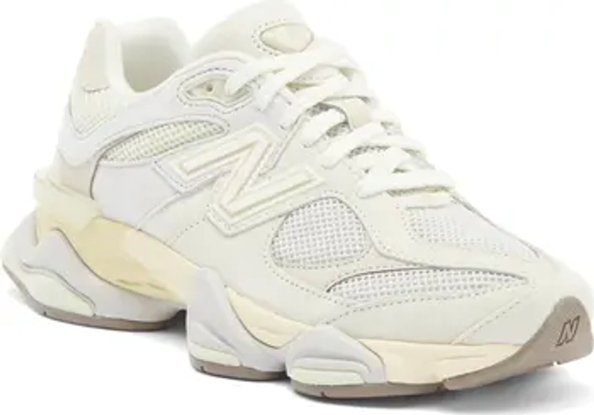 Gender Inclusive 9060 Sneaker