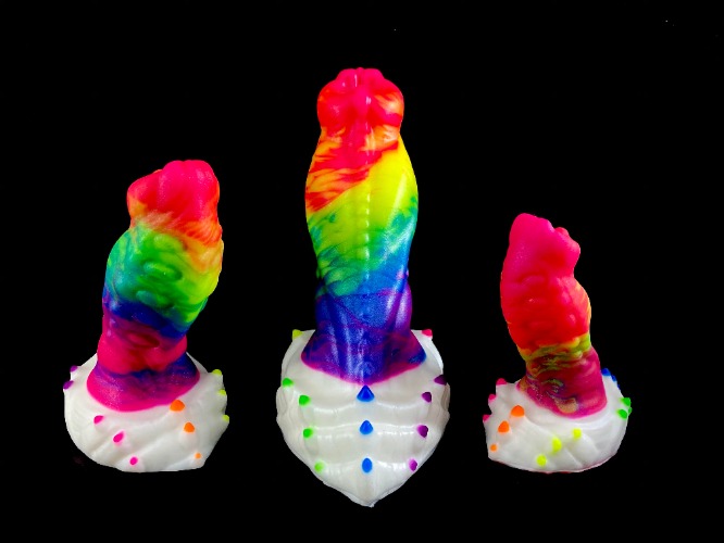 Croxic - Class D Kaiju | XL / Prismatic Aberration [+$65] / Suction Cup [+$5]