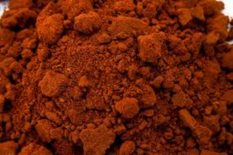 A kilo of red clay