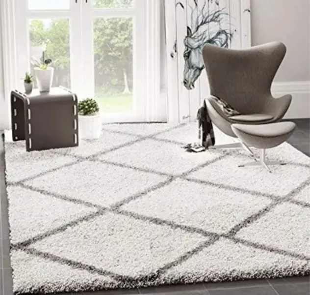 Patterned Rug 140x200