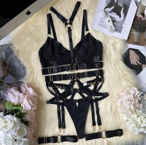 "Goth Babe" 4pcs Lingerie Set | Black / S