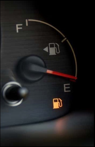 Fill up a full tank of the car