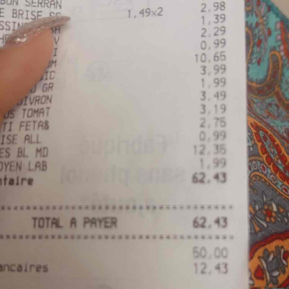 PAYE LES COURSES 