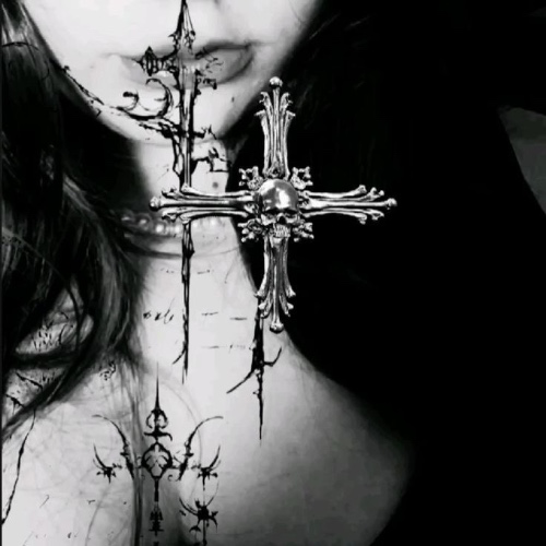 𝔗𝔞𝔱𝔱𝔬𝔬