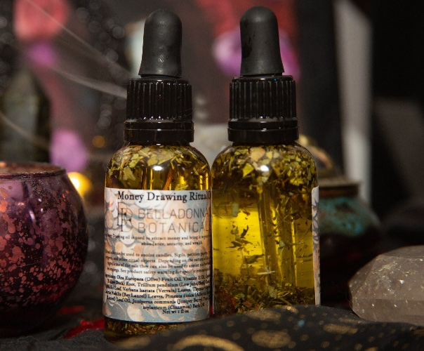 BelladonnasBotanicals | Money Drawing Ritual Oil