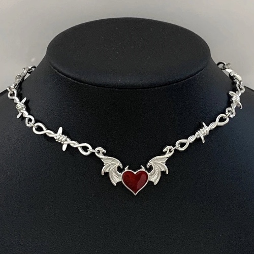 Goth Heart Barbed Wire Choker - silver