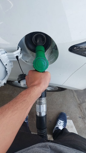 Gas tank