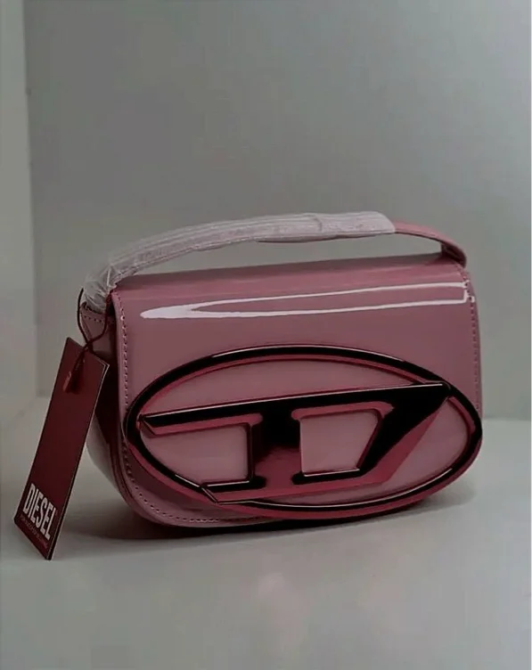 Wallet Eight