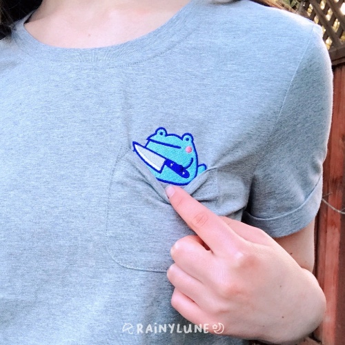 Pocket Frog Tee | tadpole