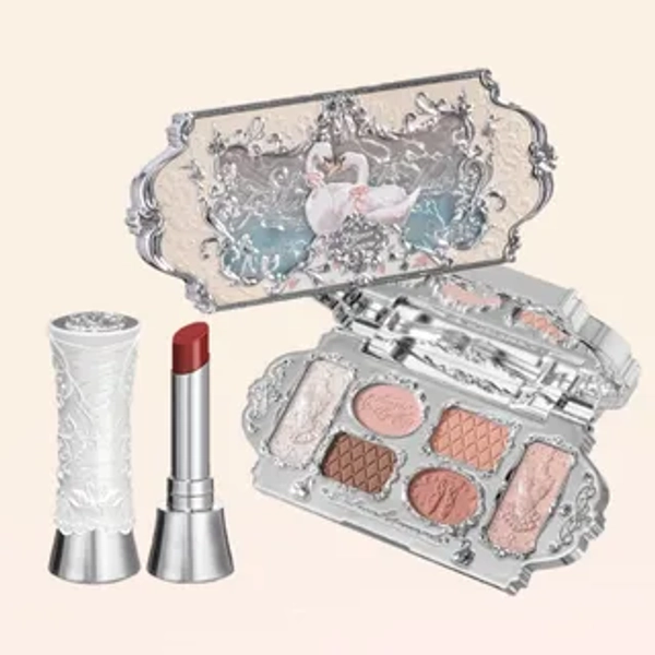 Bundle: White Swan Ballet Eyeshadow & Lip Set