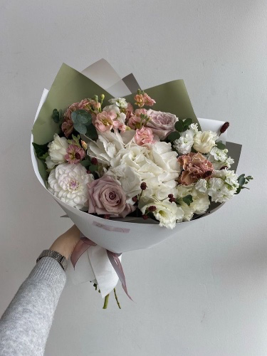 Bouquet of flowers 