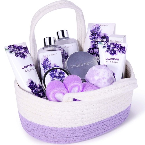 Body & Earth Bath Spa Gift Set, Gift Basket 6-Piece Lavender Scented Spa Basket Kits for Women, Contains Shower Gel, Bubble Bath, Body Lotion, Bath Salt, Body Scrub, Back Scrubber, Best Her
