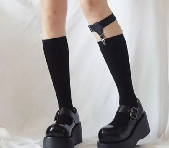 SELECT - Socks Garter