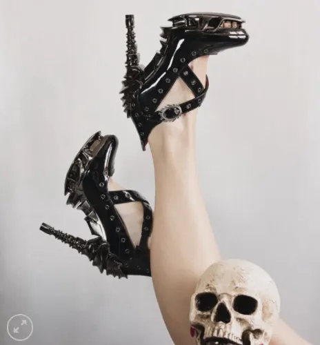 ~ Devilish heels 🔥🖤 (manual Purchase)