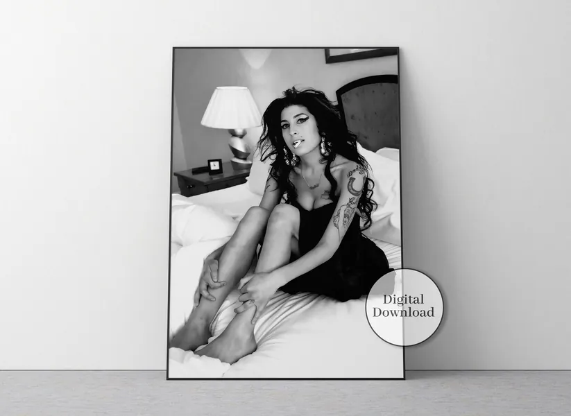 Black and White Amy Winehouse Poster, Vintage Wall Art, Amy Winehouse Print, Smoking Poster, Music Wall Decor, Feminist Print, Bedroom Decor