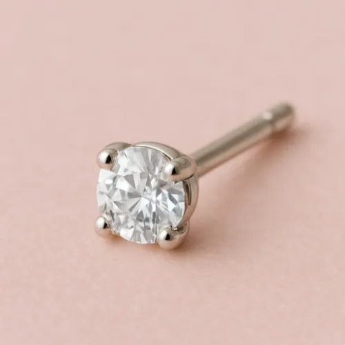 B Tier Diamond Stud Earrings (0.25 Carat)