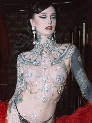 Ziggy Rhinestone Queen Halter Top | Silver / OS