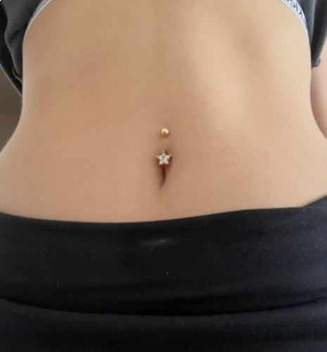 belly button piercing