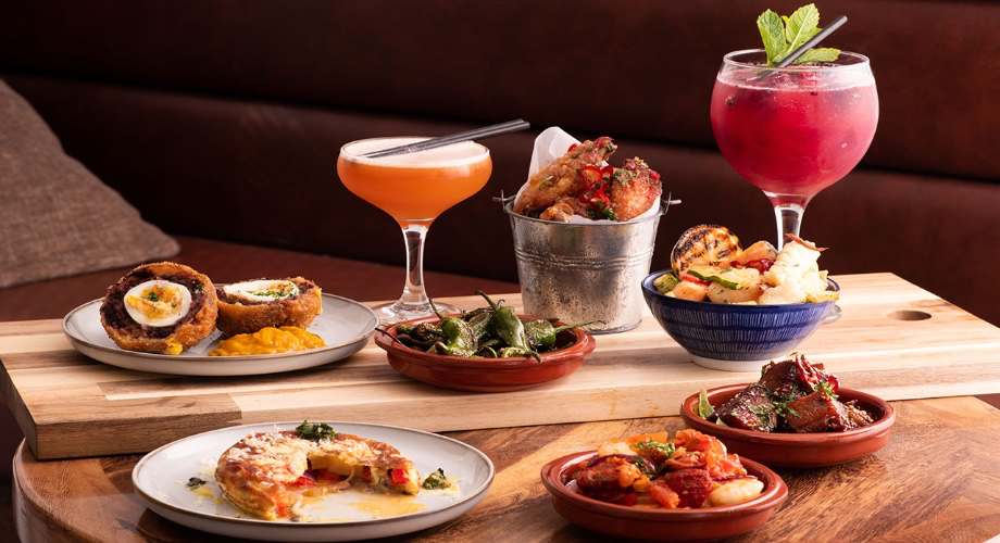 Dinner and cocktails 