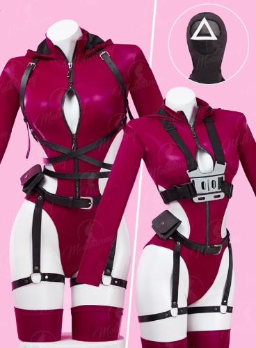 Squid Game guard cosplay 