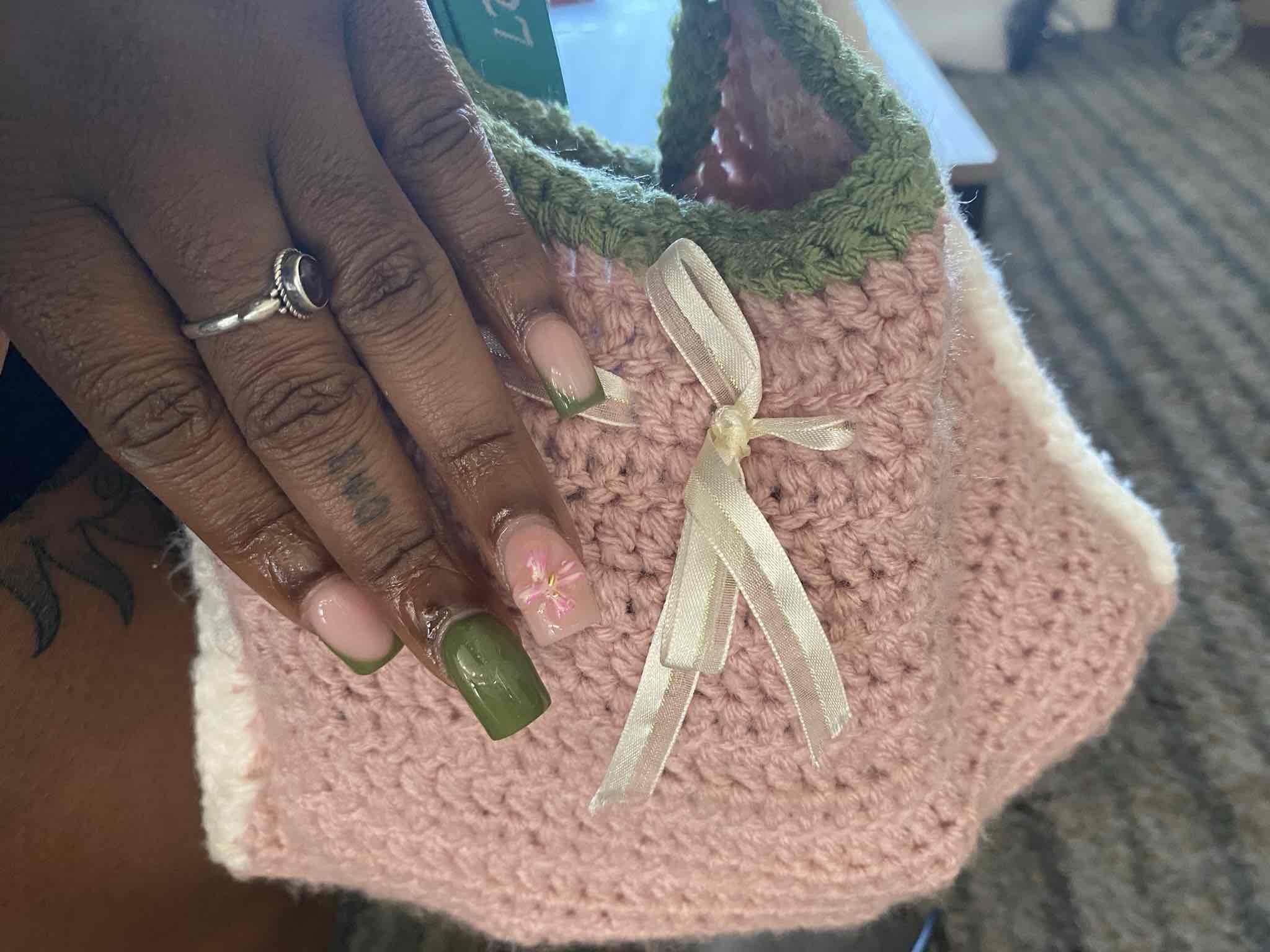 Mommy's nails 🎀