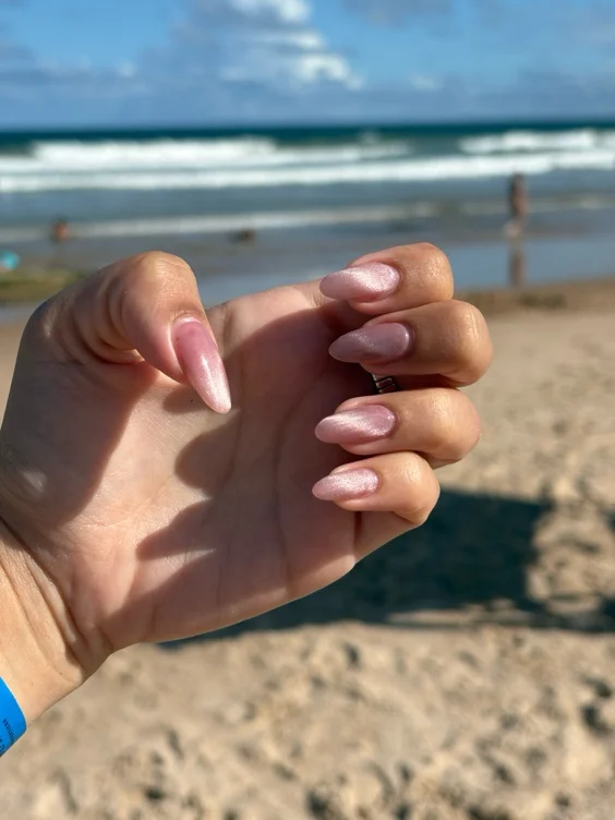 Nails 