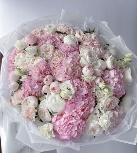 Bouquet of flowers 