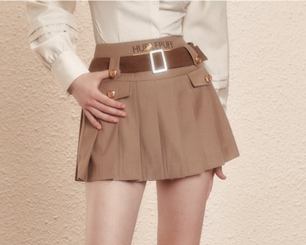 [$45.41]Hufflepuff Embroidery Khaki Pleated Mini Skirt Harry Potter and KYOUKO Collaboration