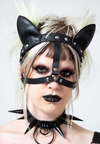 Hungry 4 You | HEADPIECE