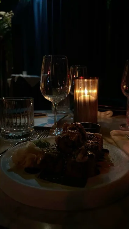 Buy me dinner 🍷