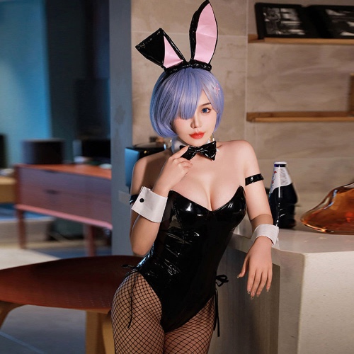 Chic Bunny Cosplay Outfit - Black / S