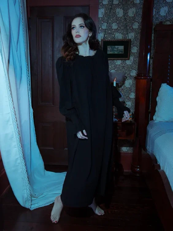 black sleep dress