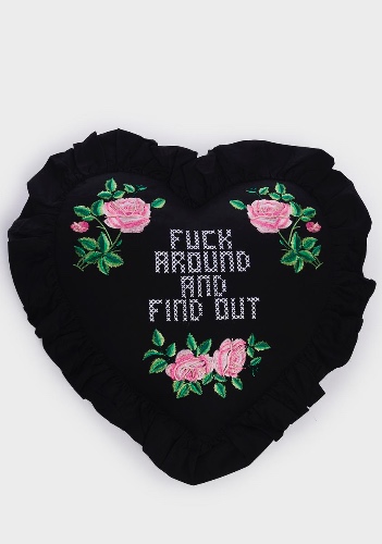 Warm Welcome Heart Pillow | ONE SIZE