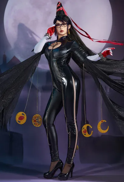 Bayonetta Cosplay Costume Backless Bodysuit and Gloves with Chains and Socks