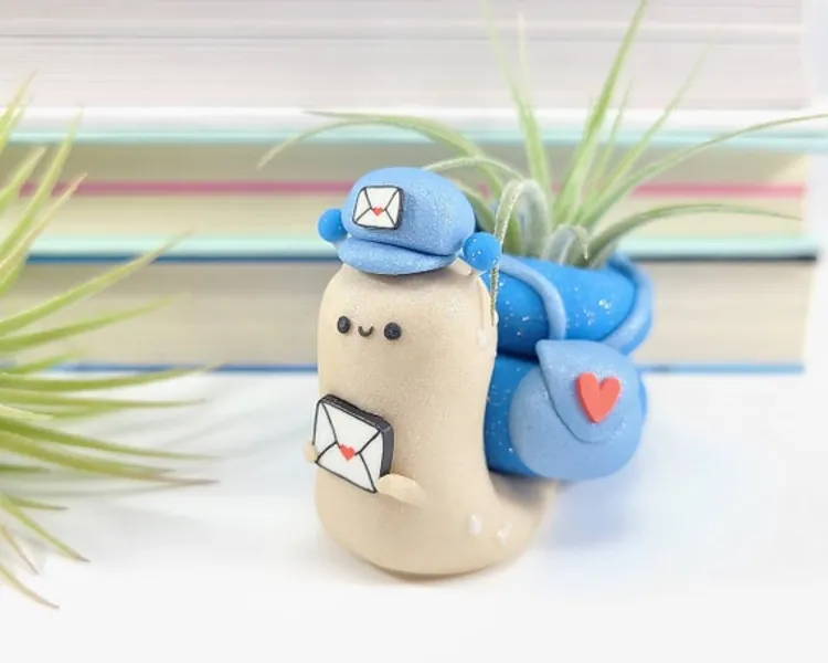 Mail Snail LIMITED EDITION Air Plant Holder Air Plant Gift | Etsy