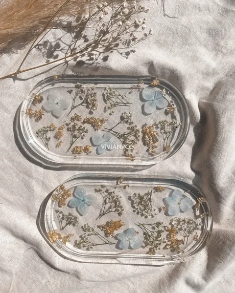 Baby’s Breath Hydrangeas Jewelry Dish | Soap Dish | Floral Rolling Tray | Resin Dish | Bridesmaids Gift | Gifts for her| Valentines Day Gift