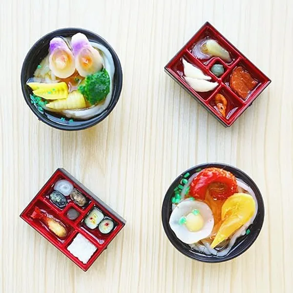 4pcs Funny Ramen & Sushi Refrigerator Magnets Decorative, for Frigdet Magnets Collector, Ramen Lover, Asian Food Lovers, Cute Home Office Decorative Magnets, with Big Strong Magnet