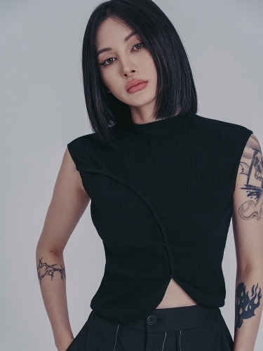 Slopee Irregular Crop Tank - Black - M