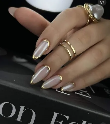 Nails so that looks pretty 