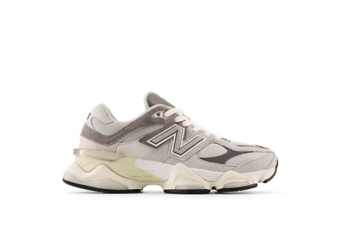 New balance shoes