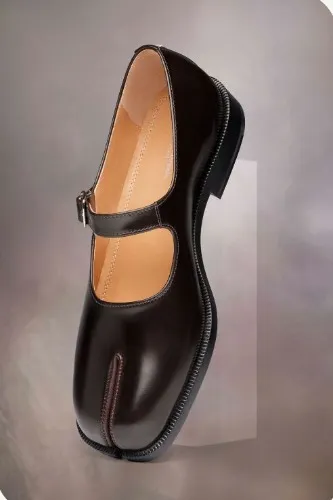 
  Women's Tabi Mary-Janes | Maison Margiela
