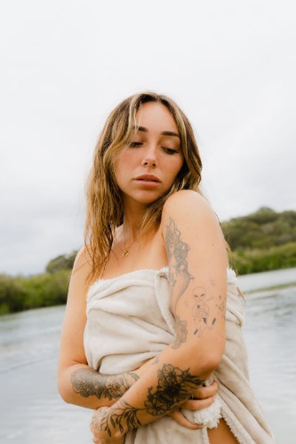 Waterproof Squirt Blanket™- Champagne The OG | Medium | PRE ORDER 21st DEC.