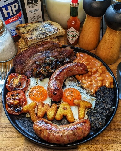 Breakfast 