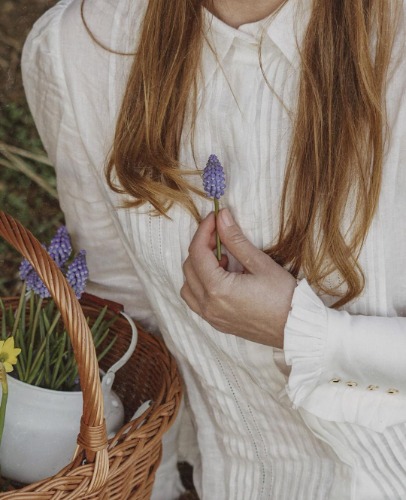 Jo March 31 | Accordion Pleated Linen Shirt | XS / White