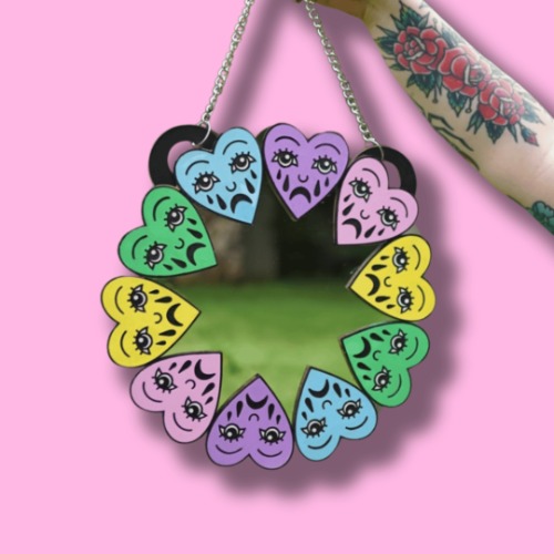 Heartthrob Mirror