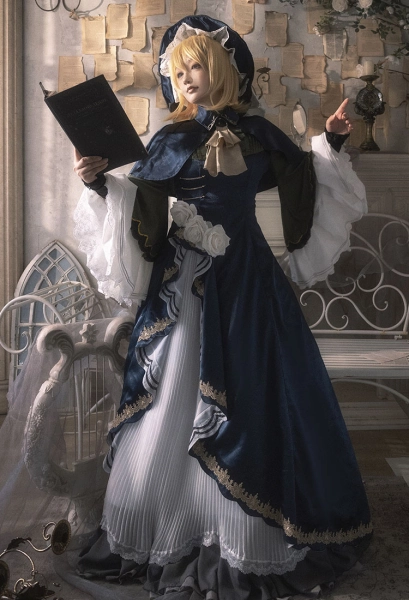 Rin Cosplay Costume Vintage Lolita Dress with Cloak Hat and Bracelet