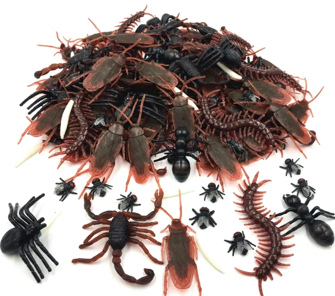 150pcs Realistic Bugs Plastic Fake Bug Trick Toys Insects Halloween Prank Toy Bugs Cockroaches Spiders Worms Centipedes Scorpions for Halloween Decorations Party Favors Gift Kids Toddlers -