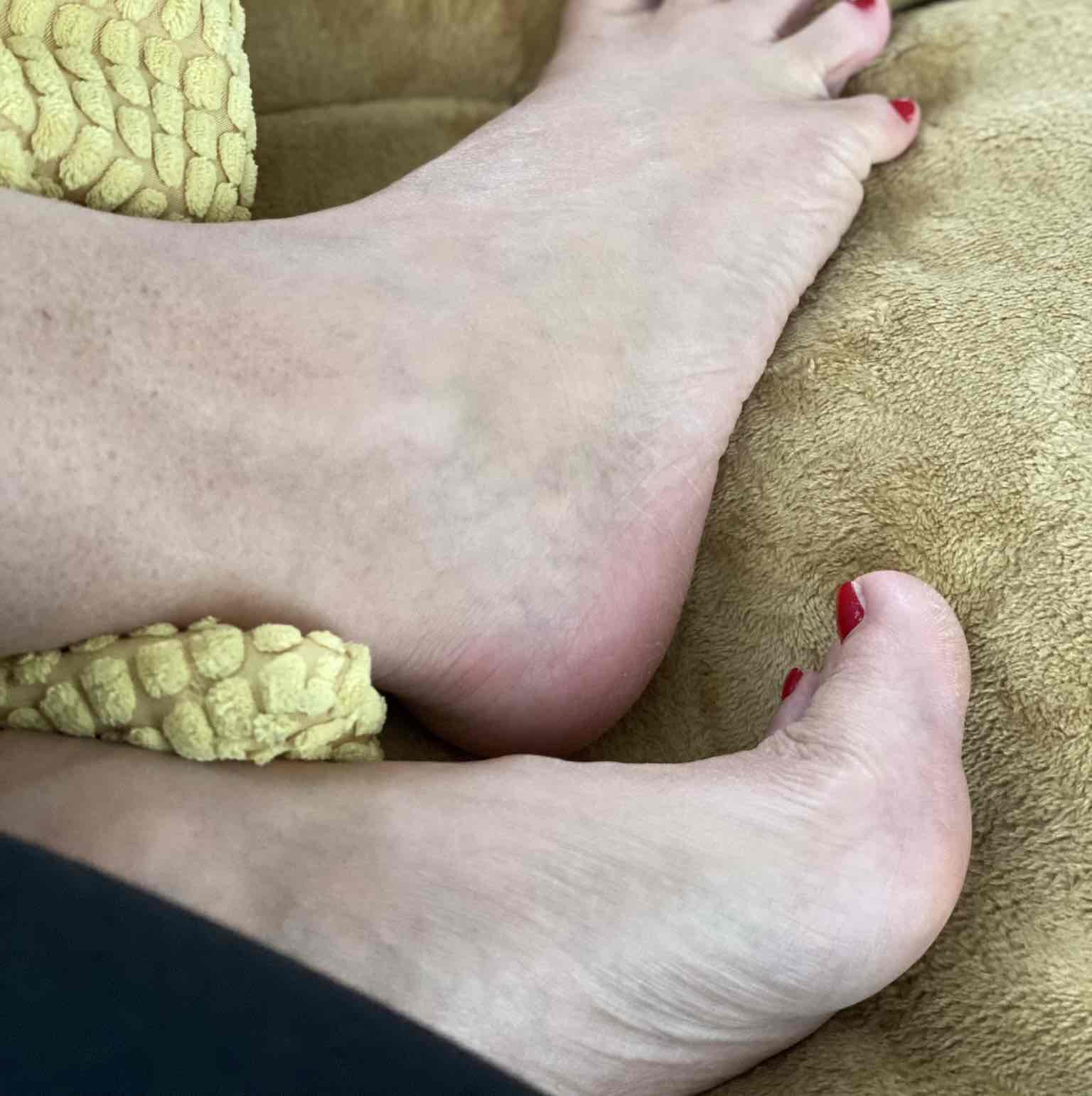 Pedicure and nails 