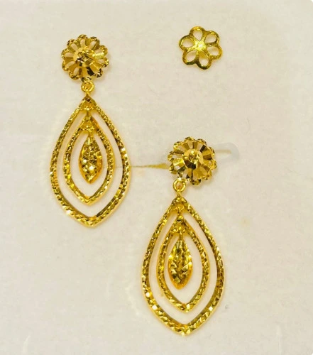 Super shine Dangling tassel earrings 916 Gold 