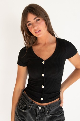 Daisy Button Ribbed Tee